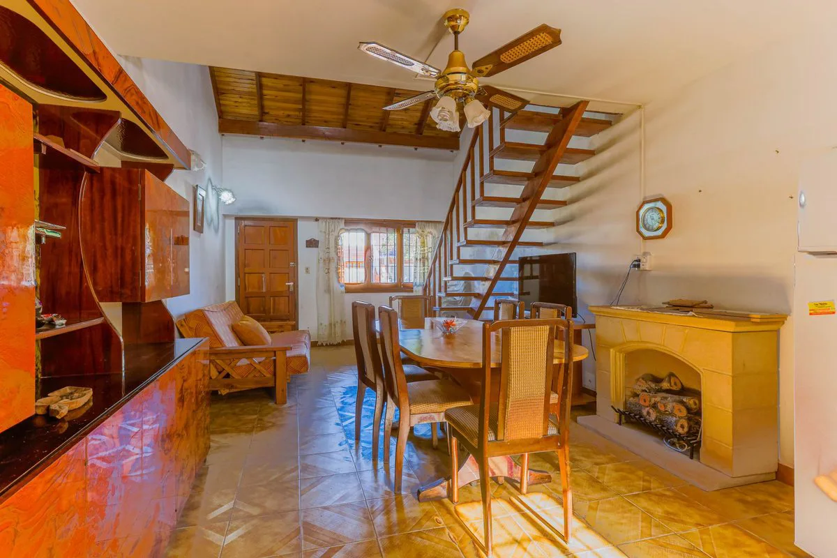 VENTA CASA MAS DPTO EN BLOCK SANTA CLARA DEL MAR