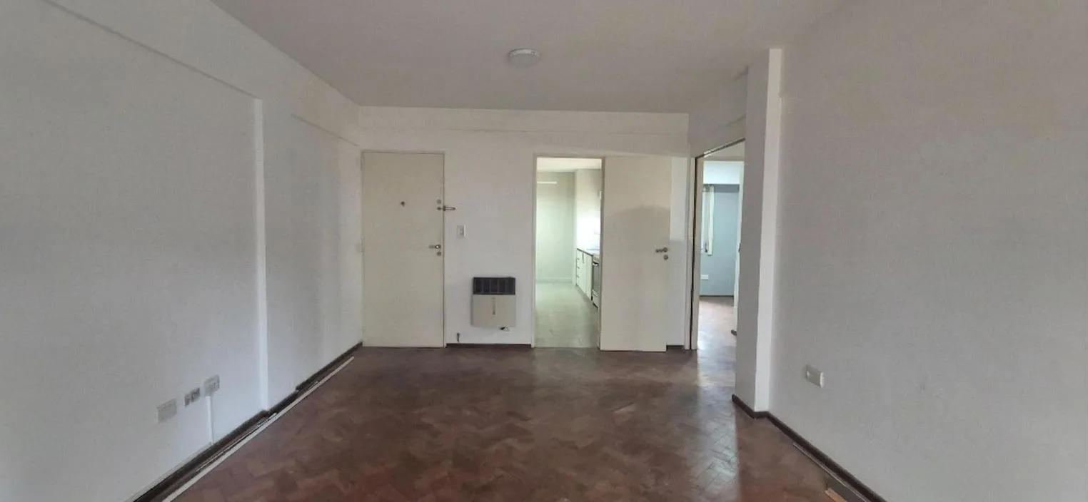 Tucumán y Entre Ríos - Departamento de 3 dormitorios en venta en el Centro foto 2