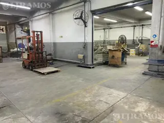 Depósito en Alquiler en San Martín foto 3