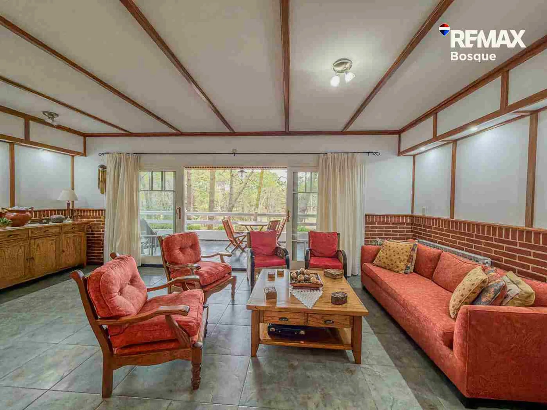 CASA DUPLEX VENTA PINAMAR CON VISTAS AL GOLF foto 4