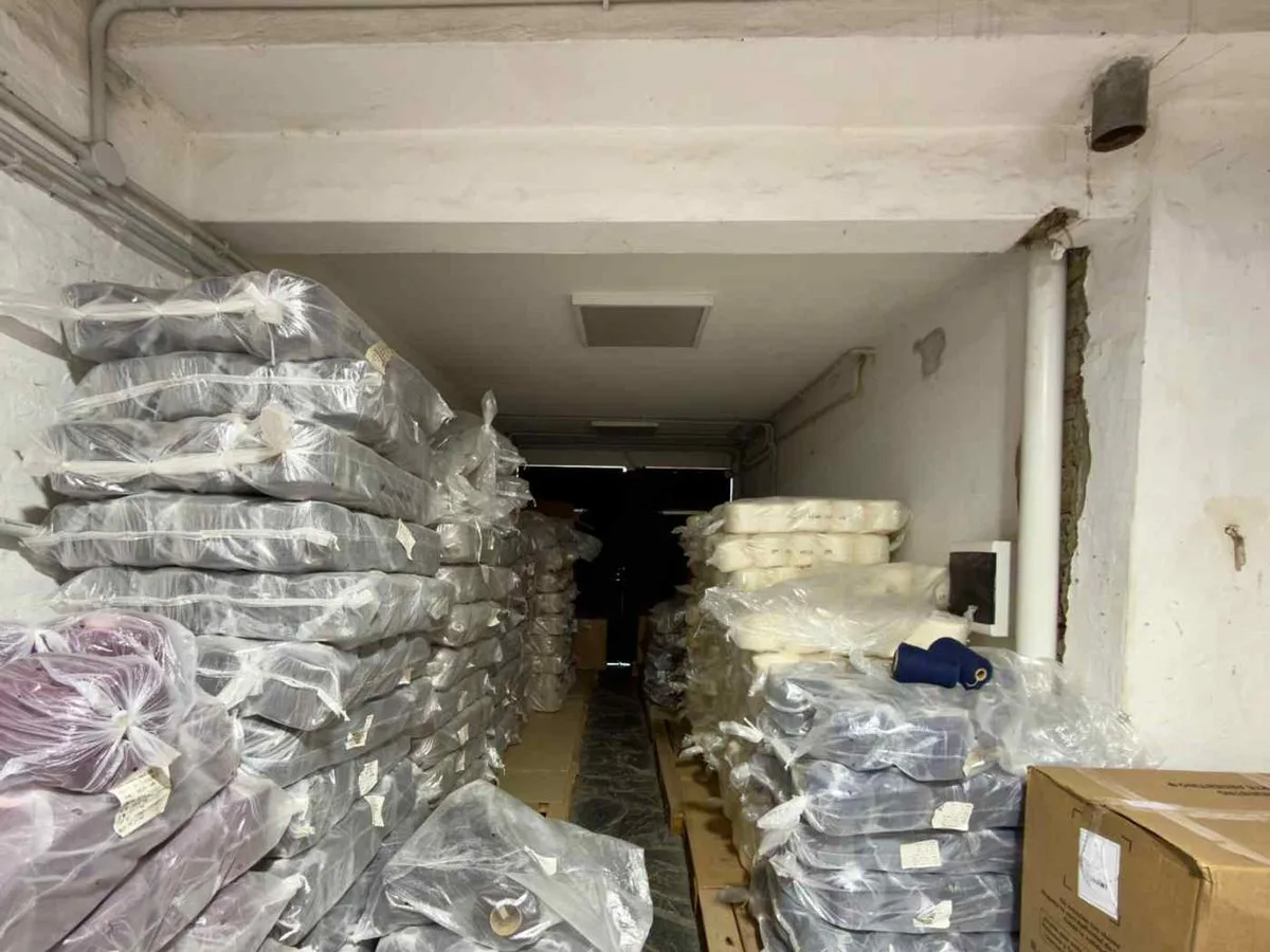 Venta depósito, local y oficinas en Ituzaingó foto 4