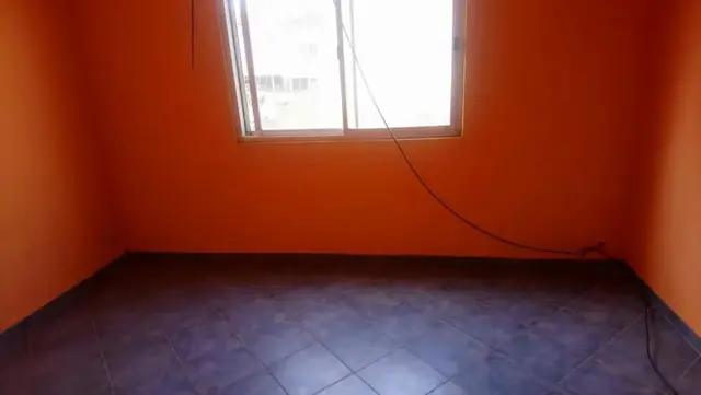 Casa PH 2 ambientes en planta alta al frente.