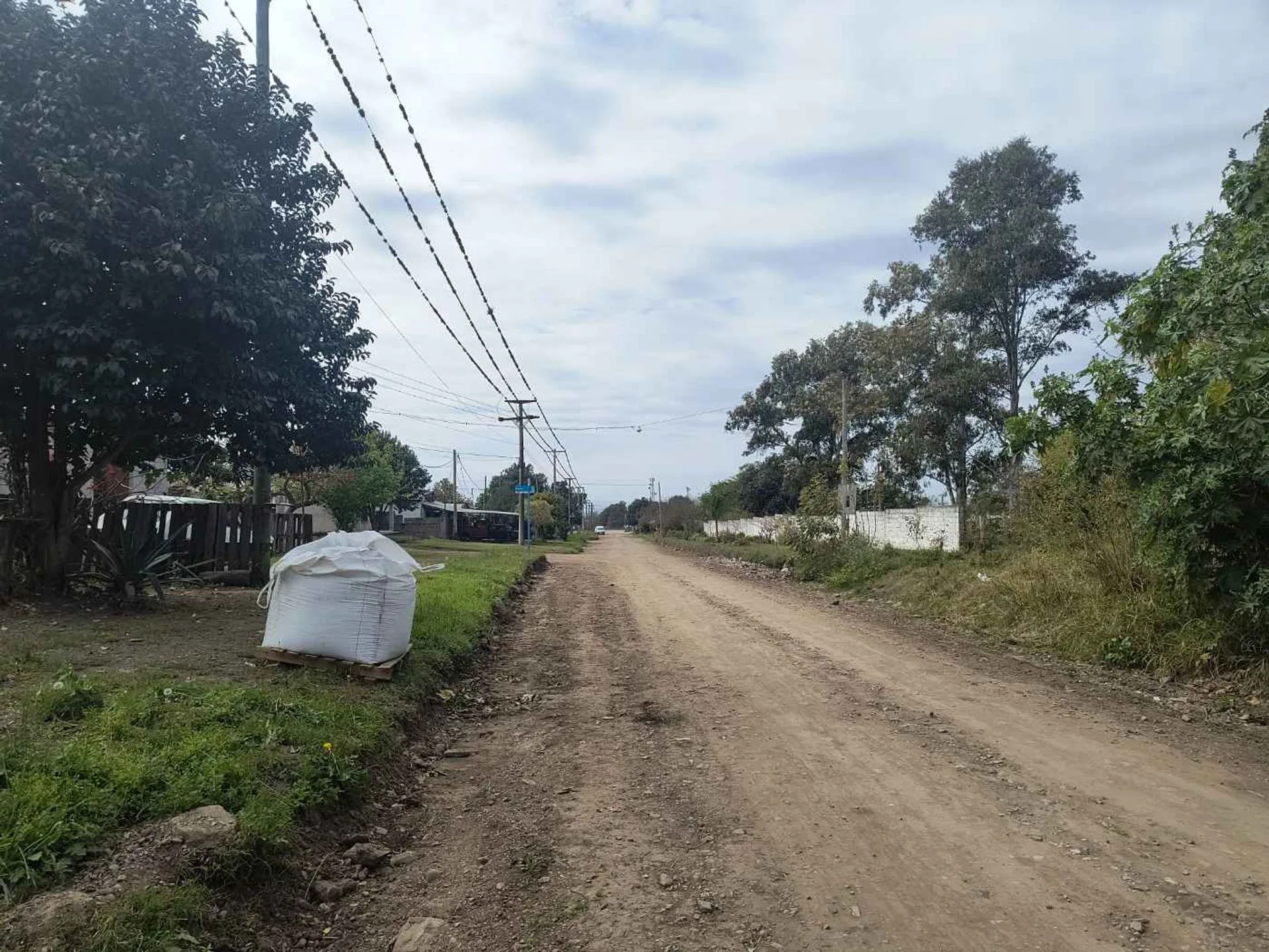 Venta Lote Metán 300 m2 con Todos los Servicios foto 2