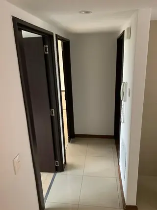 Retasado Departamento de 3 Ambientes en Olivos foto 5