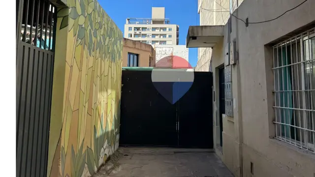 VENTA COCHERA CALLE BUSTAMANTE B° CENTRO