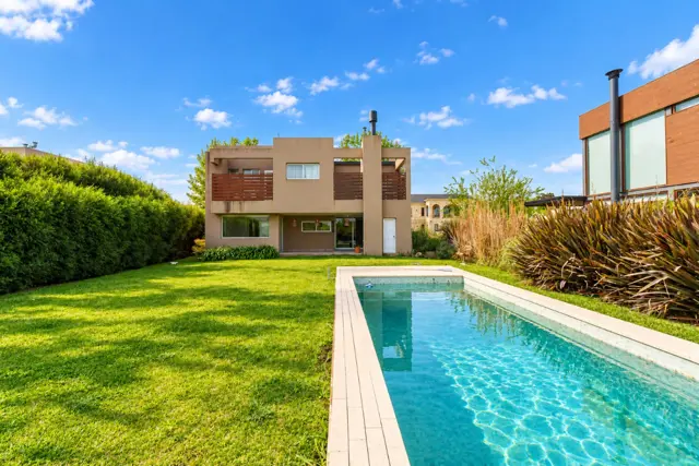 CASA EN ALQUILER GRAND BELL 4 DORMITORIOS