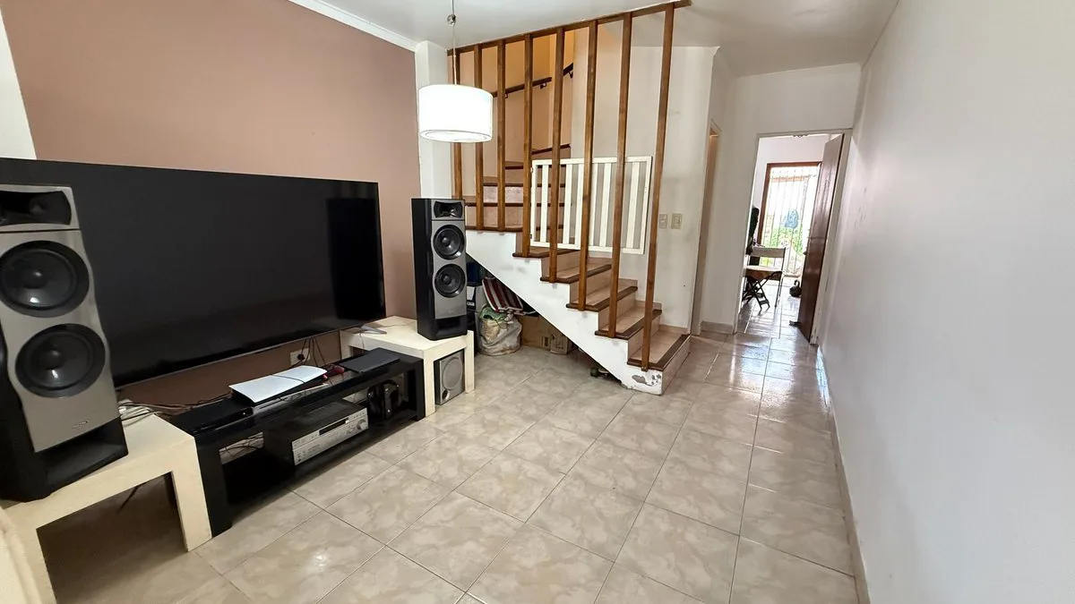 Venta Duplex 3 ambientes, APTO CRÉDITO, P. Mogotes foto 2