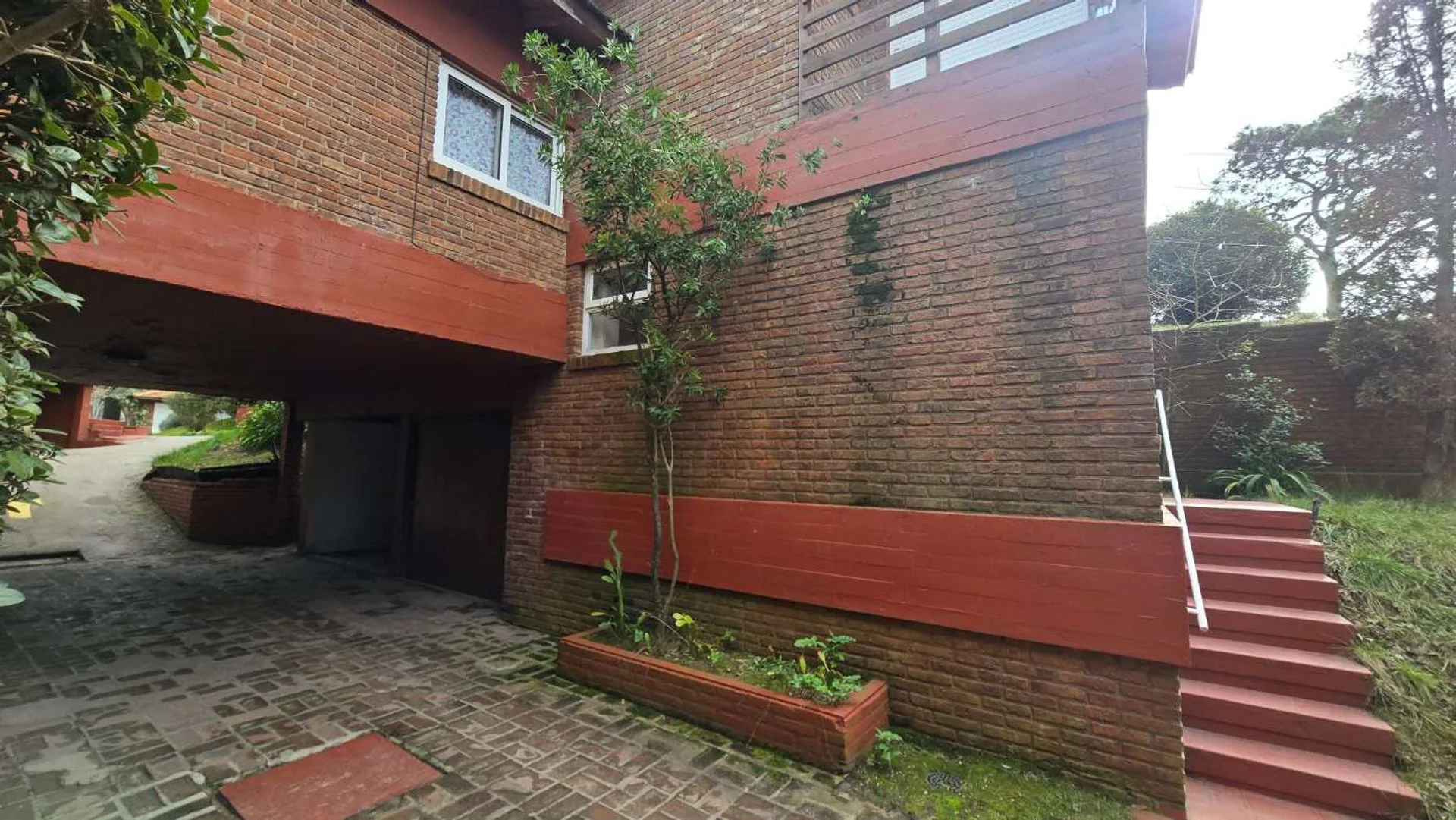 VENTA DEPARTAMENTO CON COCHERA VILLA GESELL foto 4