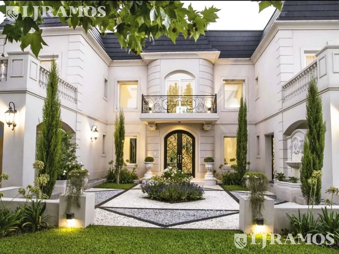 LOTE AL GOLF 2.100m². 4 DORMITORIOS. foto 2