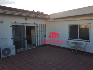 3 AMBIENTES EN VENTA EN PLANTA ALTA . QUILMES foto 3