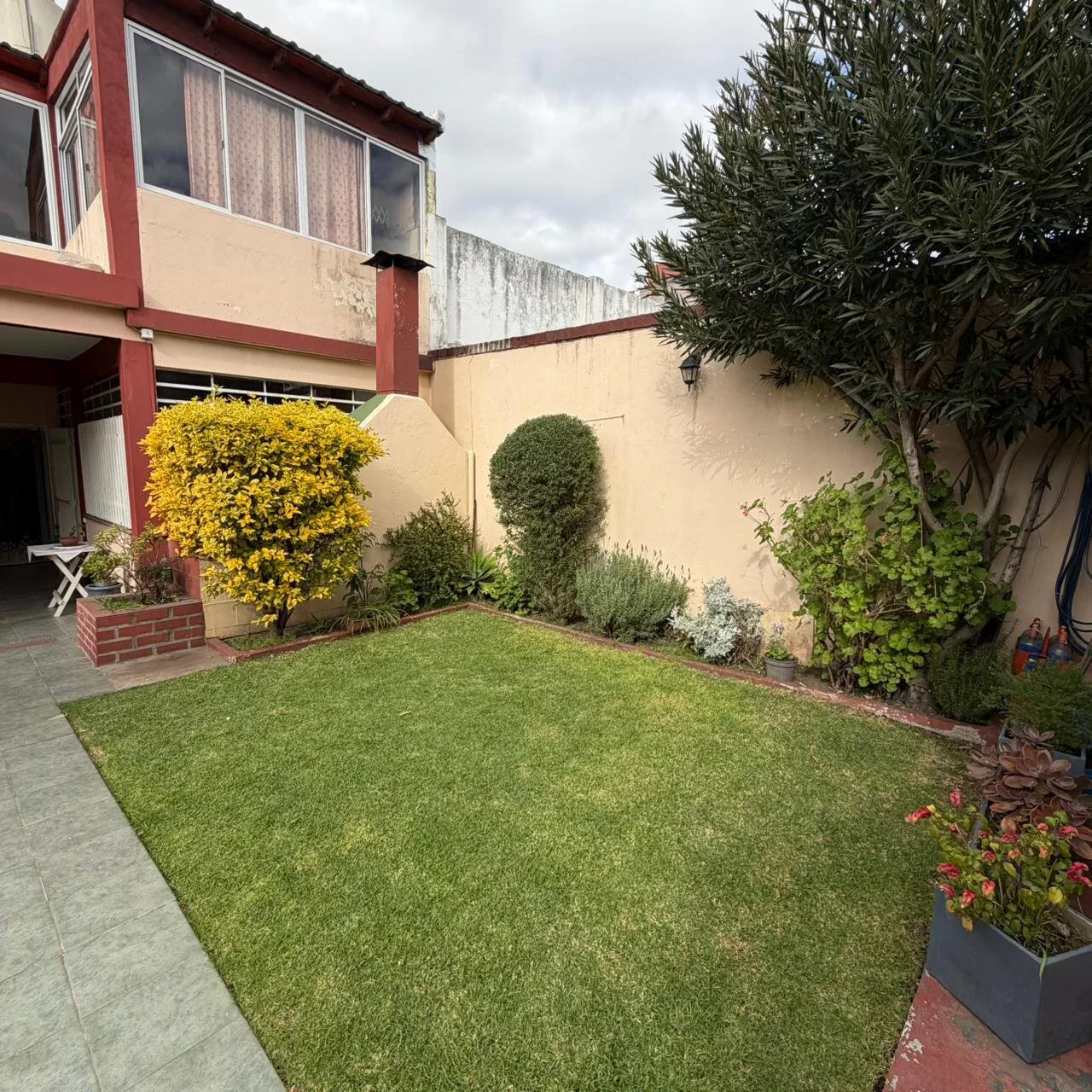 VIVIENDA MULTIFAMILIAR EN ISIDRO CASANOVA foto 4