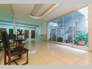 Semipiso en Venta en Recoleta 4 ambientes 2 baños más dependencia, 144 m2 + balcón, al frente - J A Pacheco de Melo 1800 foto 2