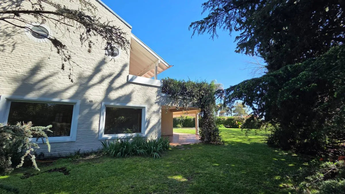 Venta Casa Los Cardales Country Club, 8 ambientes foto 4