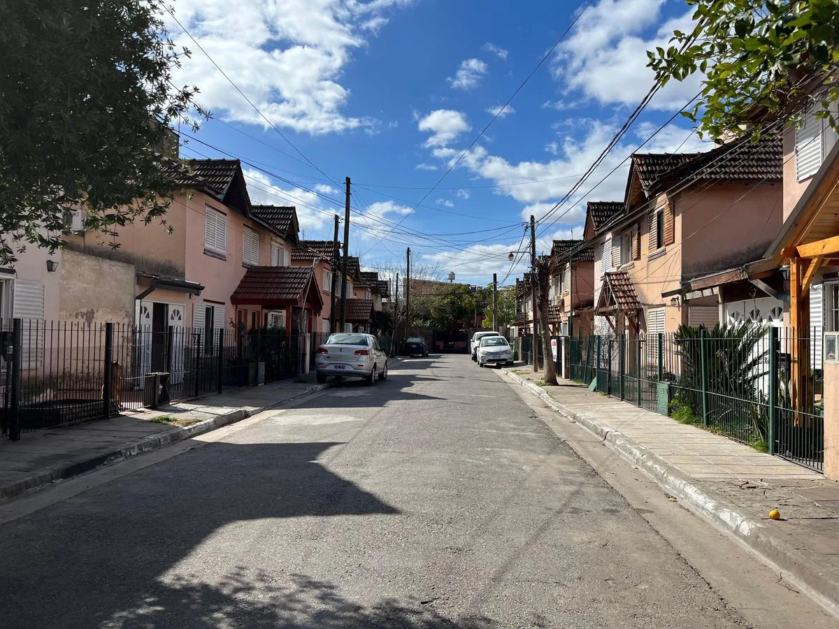 Venta de casa 5 ambientes en Morris, Hurlingham. foto 4