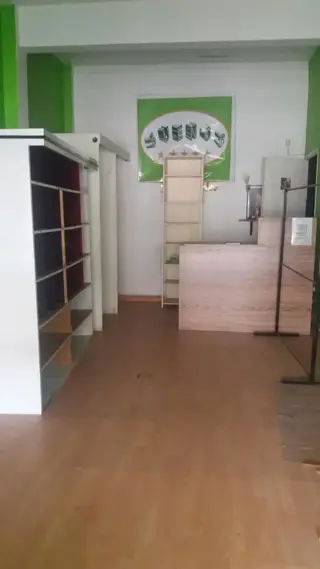 VENTA NUEVO VALOR.  IMPORTANTE  LOCAL SOBRE AVENIDA VERGARA foto 1