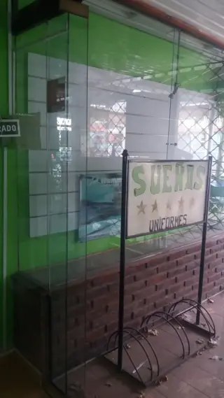VENTA NUEVO VALOR.  IMPORTANTE  LOCAL SOBRE AVENIDA VERGARA foto 5