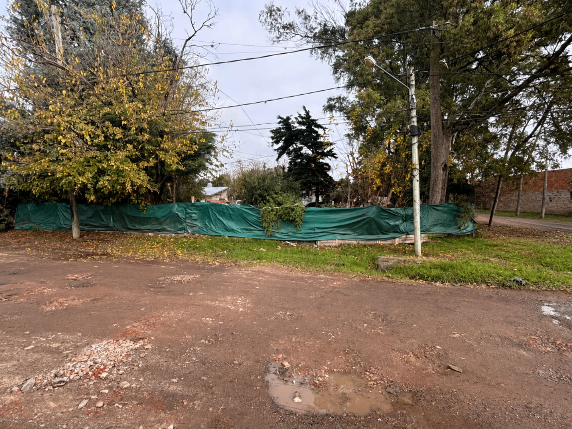 Lote de 500 m² sobre colectora Acceso Oeste foto 3