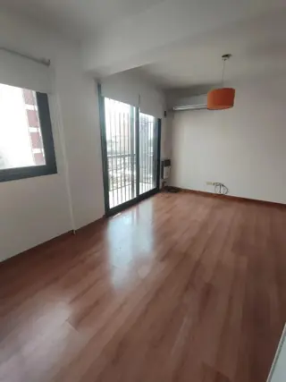 ALQUILER AMPLIO MONOAMBIENTE EN VILLA CRESPO foto 3