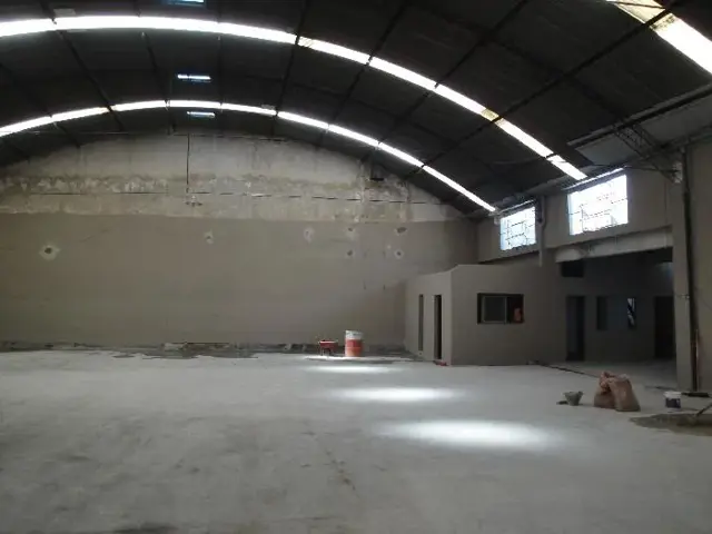 Galpón en Alquiler en Villa Dominico, Avellaneda, Buenos Aires