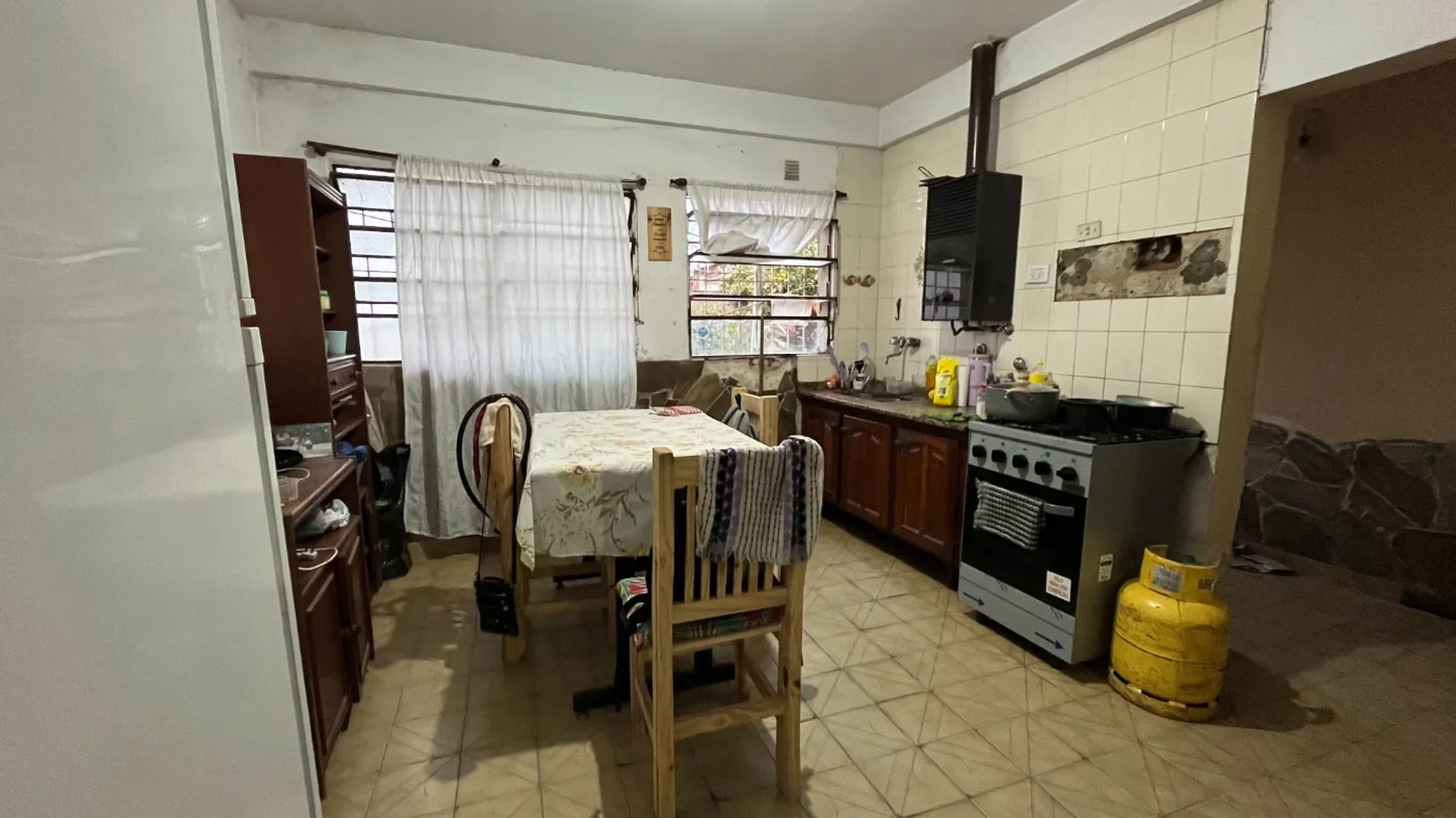 OPORTUNIDAD VENTA 3 DORMI A REFACCIONAR foto 3