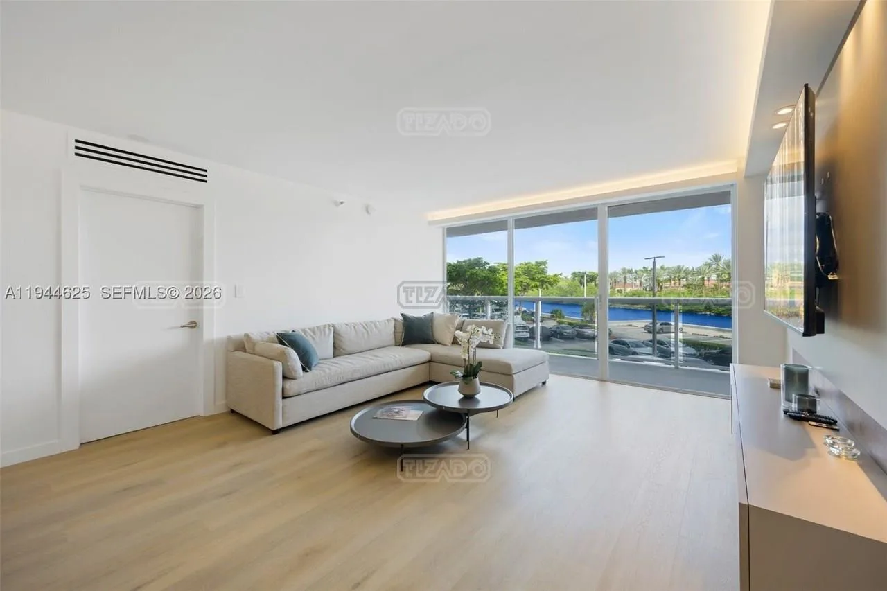20505 E Country Club Dr #231 20500 foto 2