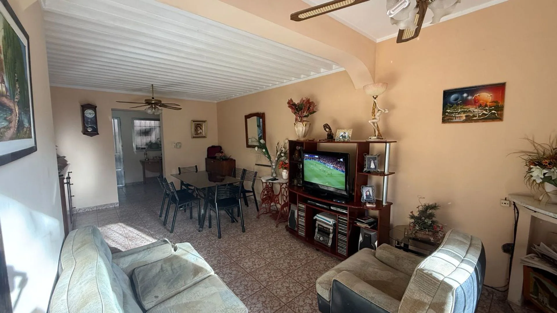 VENTA CASA 5 DORM 104 m² - B° SANTA RITA - JUJUY foto 4