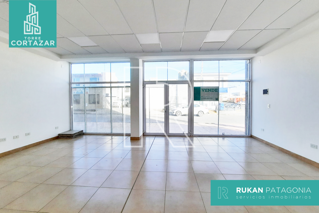 #Alquiler_RUKAN Local Comercial | TORRE CORTAZAR | Local 7 | 45 m2 |Calle J. M. ESTRADA | Caleta Olivia foto 2