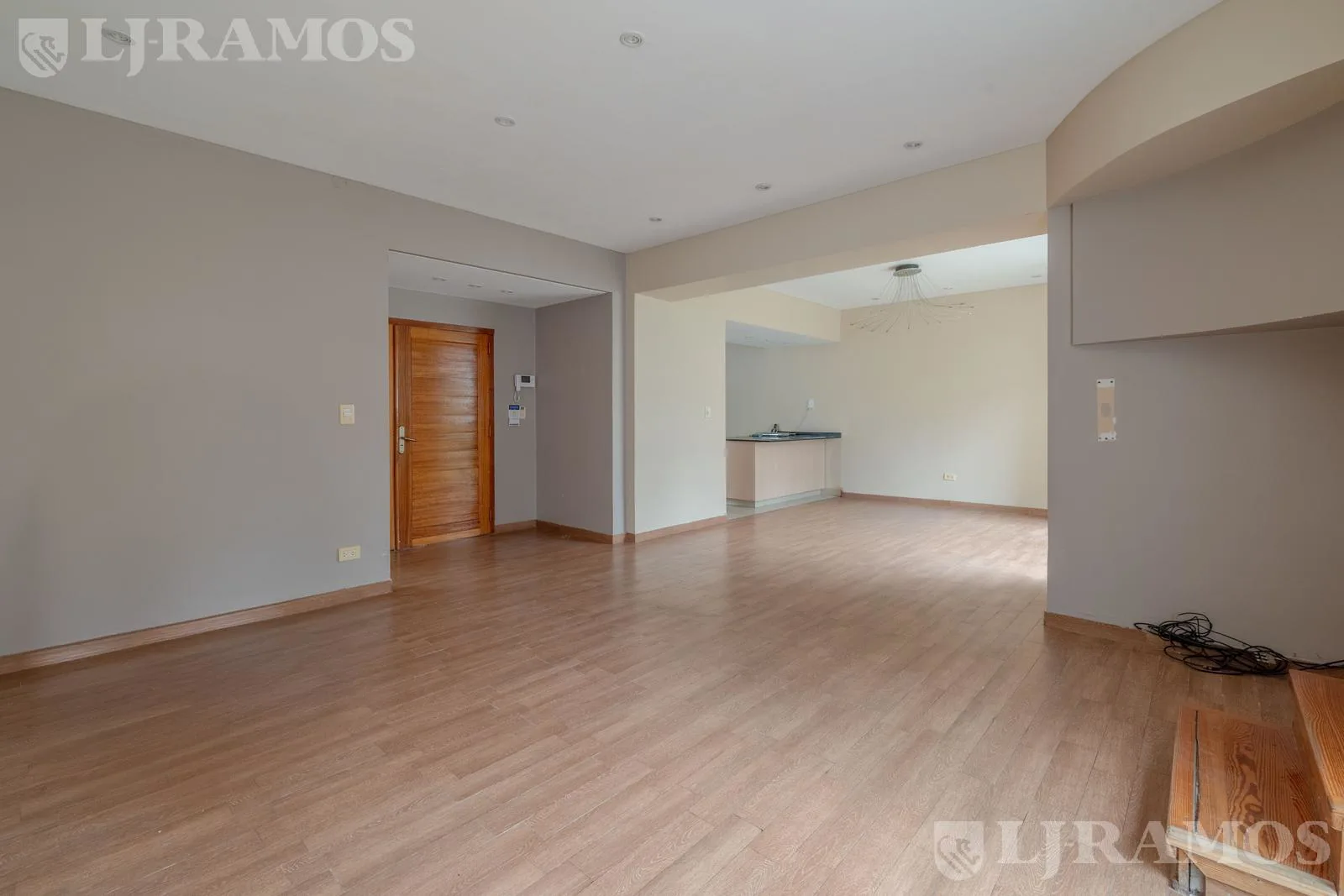 Hermoso Ph tipo casa, 4 amb. - Jardín - Quincho foto 5