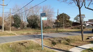 Terreno de 400m2 en la esquina de Irigoyen foto 1