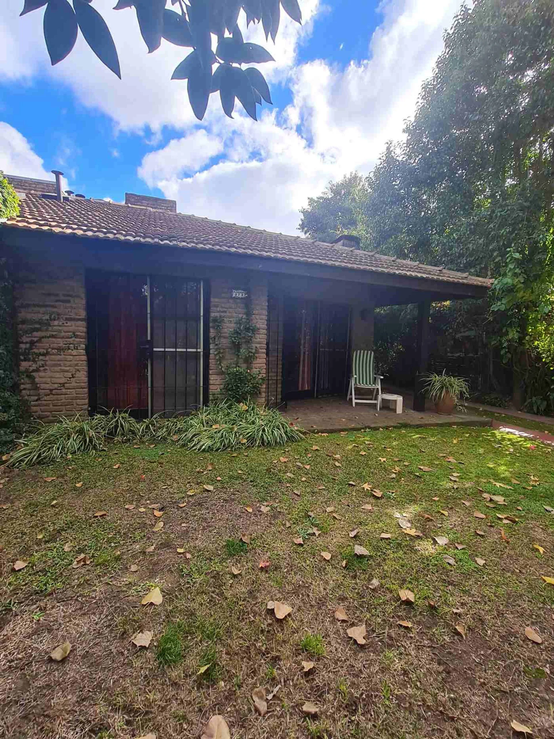 VENTA CASA CUBA VILLA DE MAYO. 3 AMB. APTA CREDITO foto 2