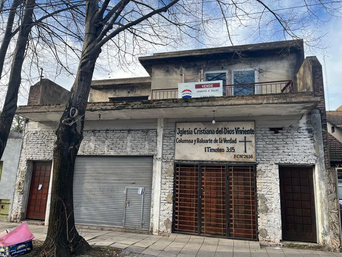 Venta Galpón y Vivienda a Refaccionar en Ciudadela foto 2