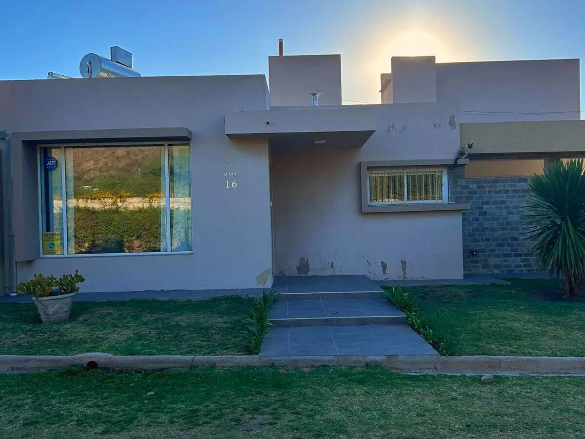 Venta casa 3 dormitorios San Luis BARRIO ALTOS DEL CERRO foto 3