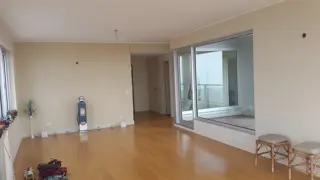 3 Ambientes cochera y baulera .VENTA CON RENTA. foto 2
