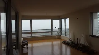 3 Ambientes cochera y baulera .VENTA CON RENTA. foto 3