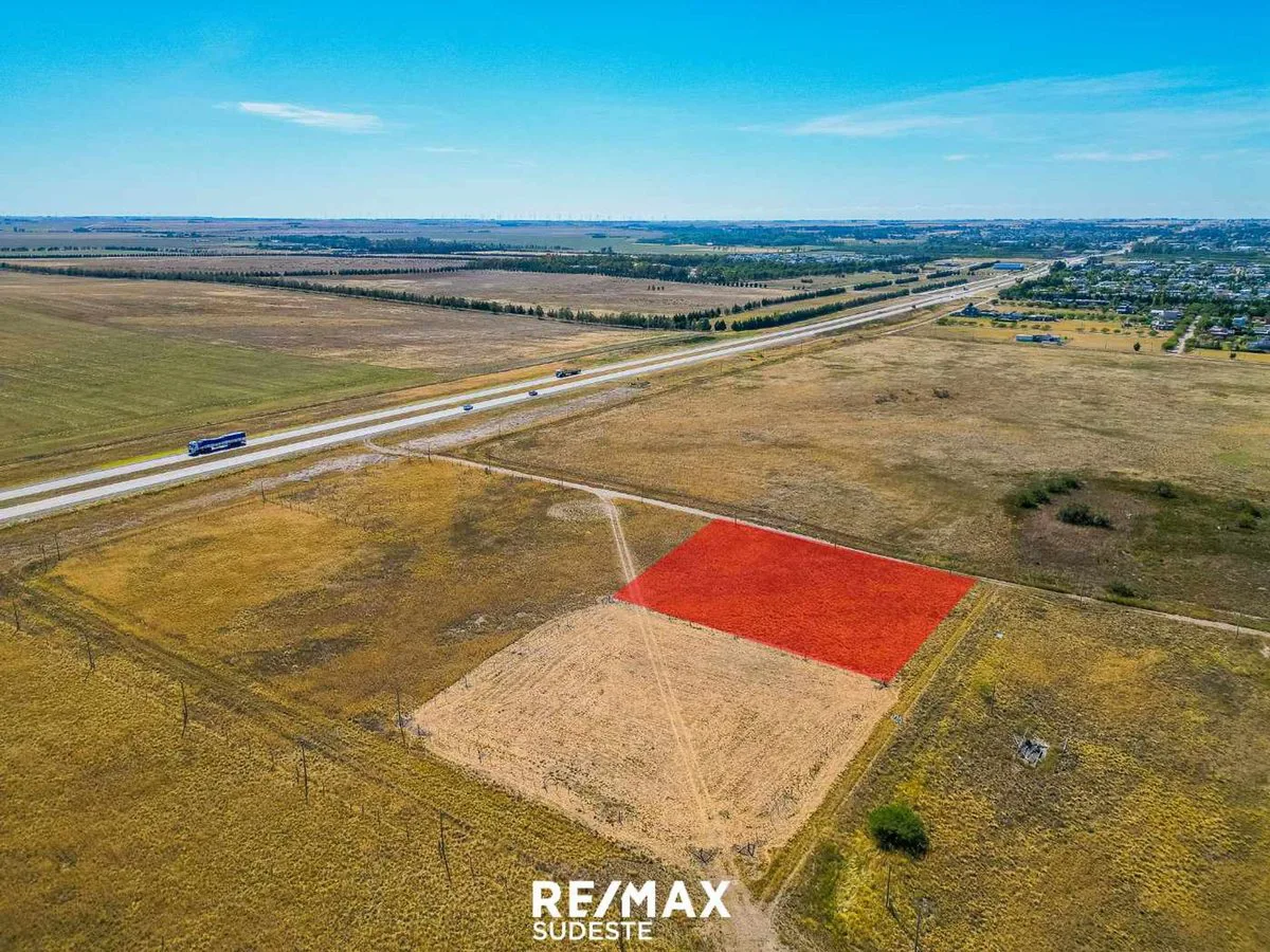 Lote en Altos del Norte (al lado de La Barranca) foto 5
