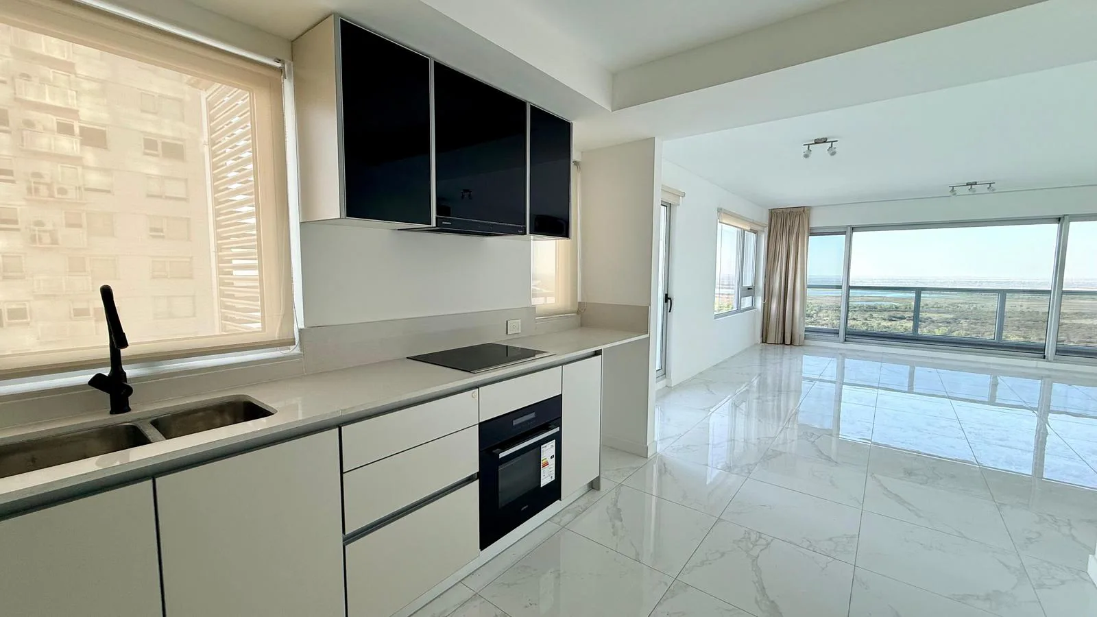 Torre Maui - Departamento en alquiler de un dormitorio con vista al Rio Paraná foto 5
