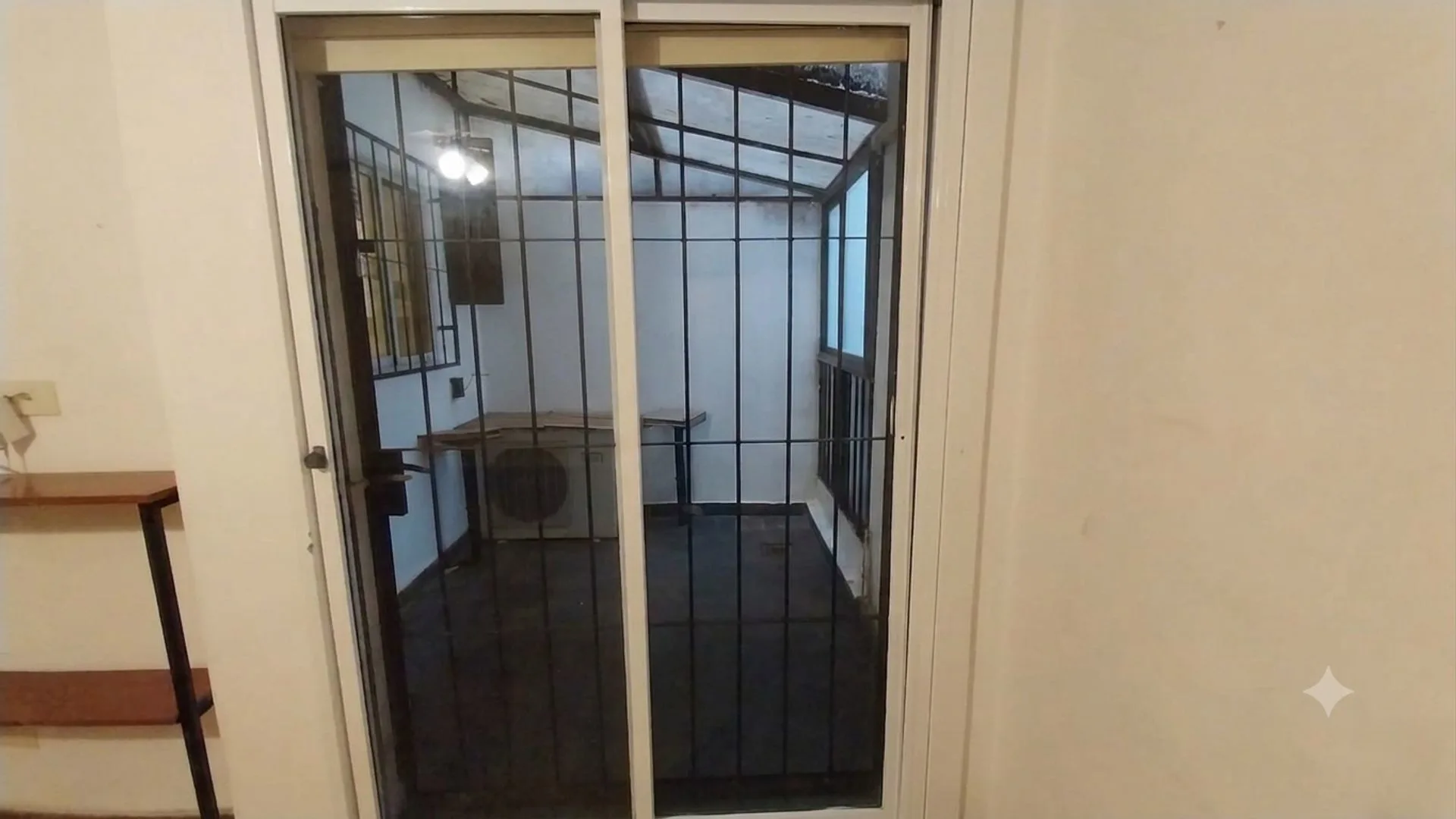 Alquiler departamento 2 ambientes avenida Córdoba foto 5