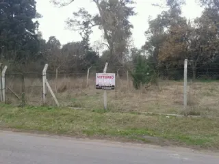 OPORTUNIDAD - TERRENO EN LA REJA foto 4