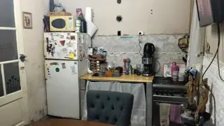 VENTA CASA 5 AMBIENTES CON LOCAL Y JARDIN foto 2