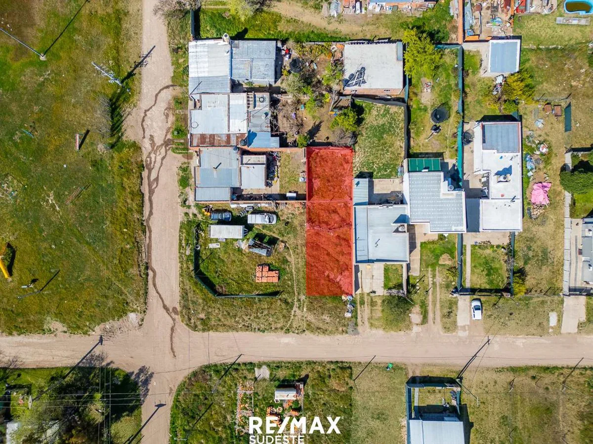 VENTA LOTE EN BARRIO PARQUE INDEPENDENCIA foto 4
