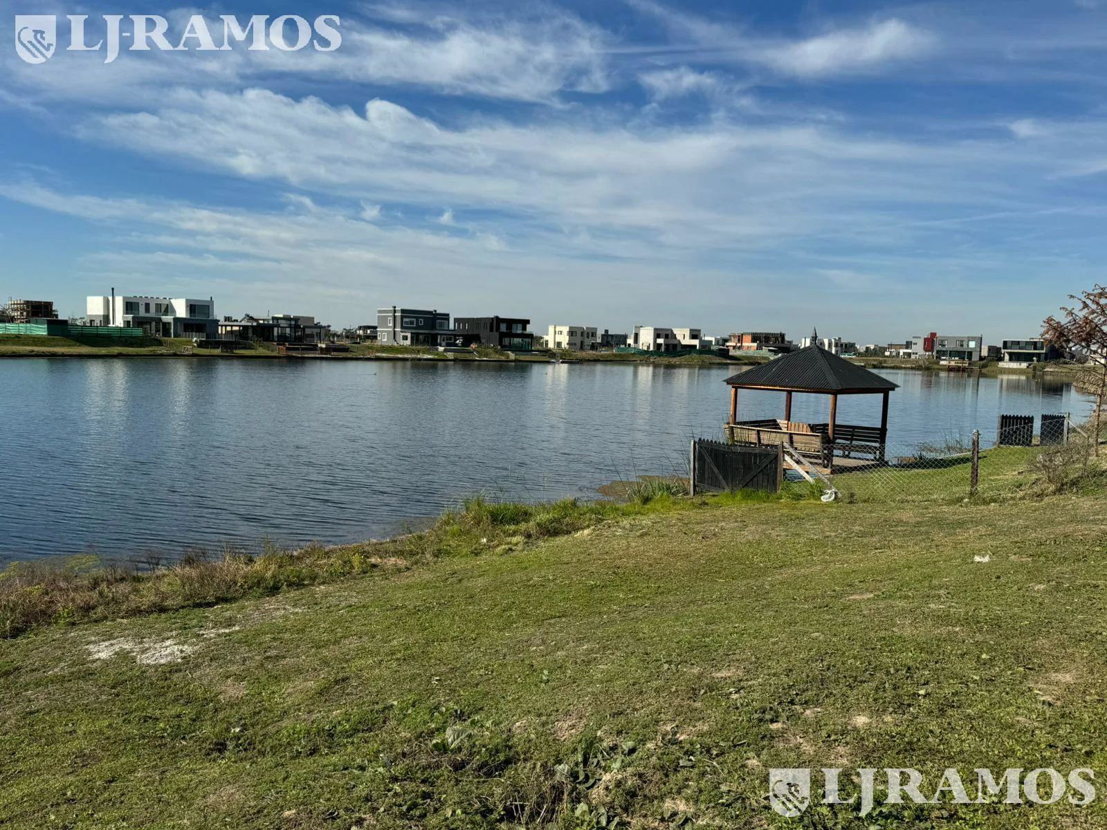 Terreno al lago, en el Barrio Riberas, Puertos - Escobar foto 5