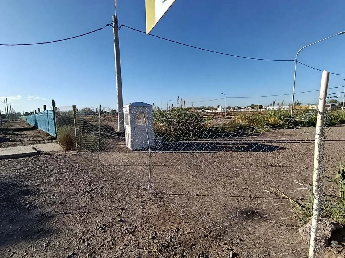 Vende lote 200 m2 Urquiza y Elpidio Guaymallén foto 3