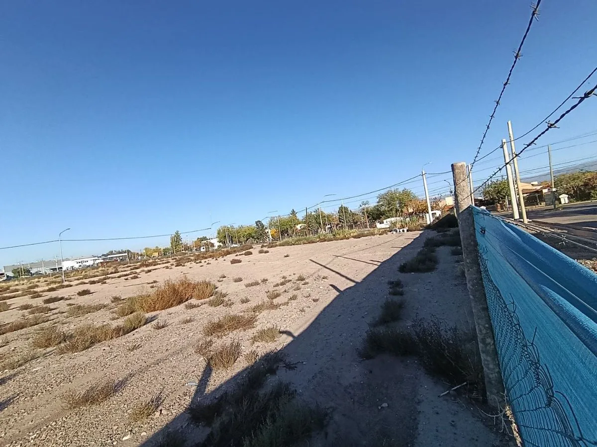Vende lote 200 m2 Urquiza y Elpidio Guaymallén foto 5