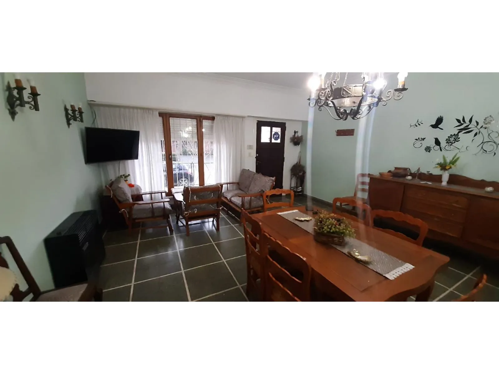 Alquiler temporario chalet 4 ambientes c/dependencia Miramar foto 3