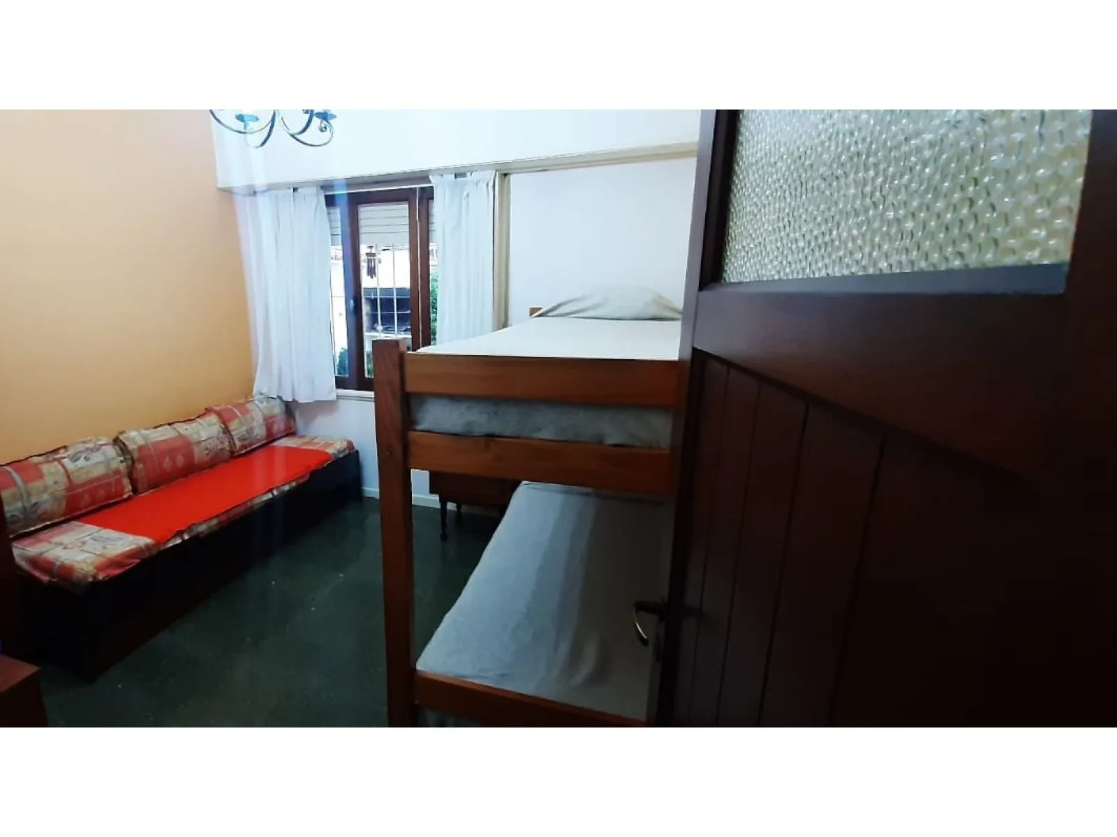 3-Bedroom Chalet with Service Room, Garden and Grill in Miramar – photo 11 of 28