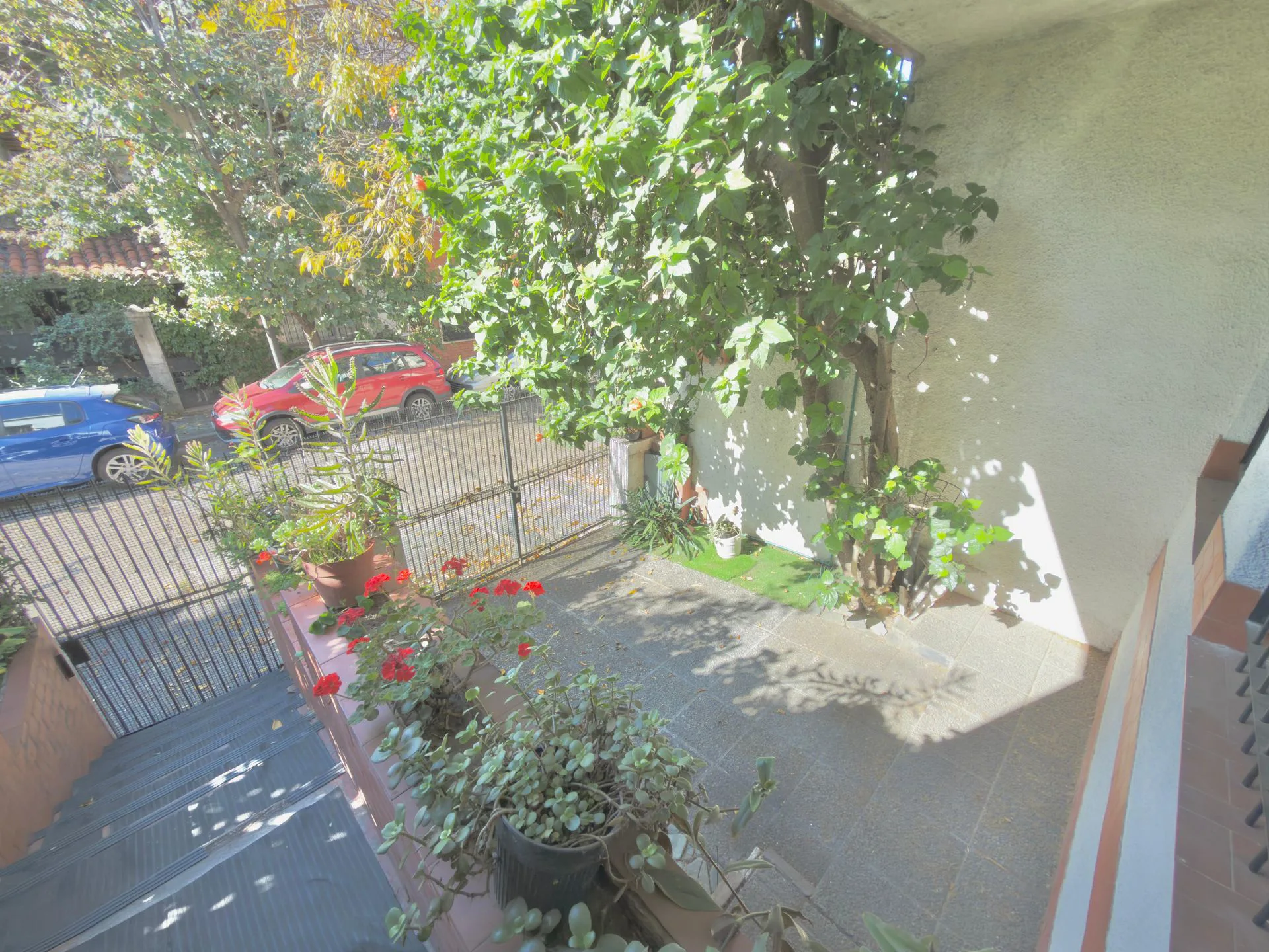 VENTA CASA 4 AMBIENTES C/ TERRAZA COCHERA Y LAVADE foto 4