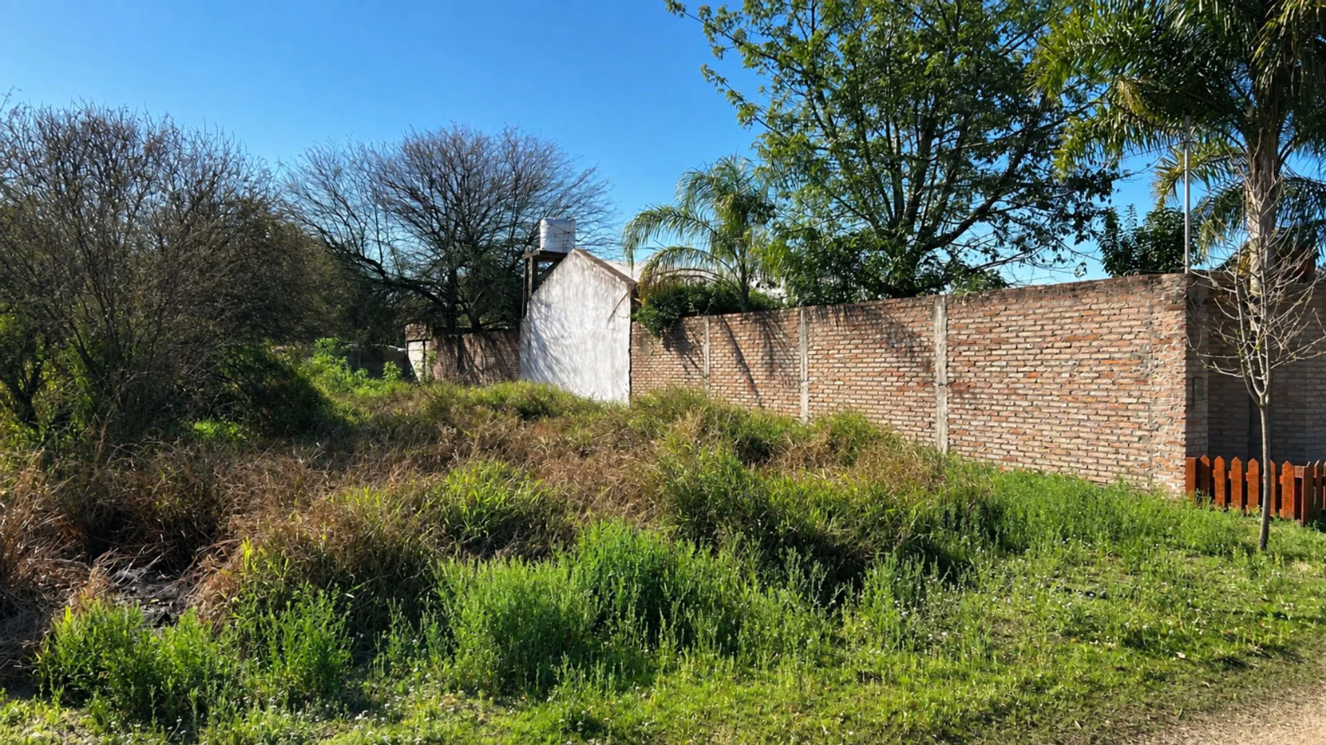 Terreno 10 x 30 m. La Banda foto 2