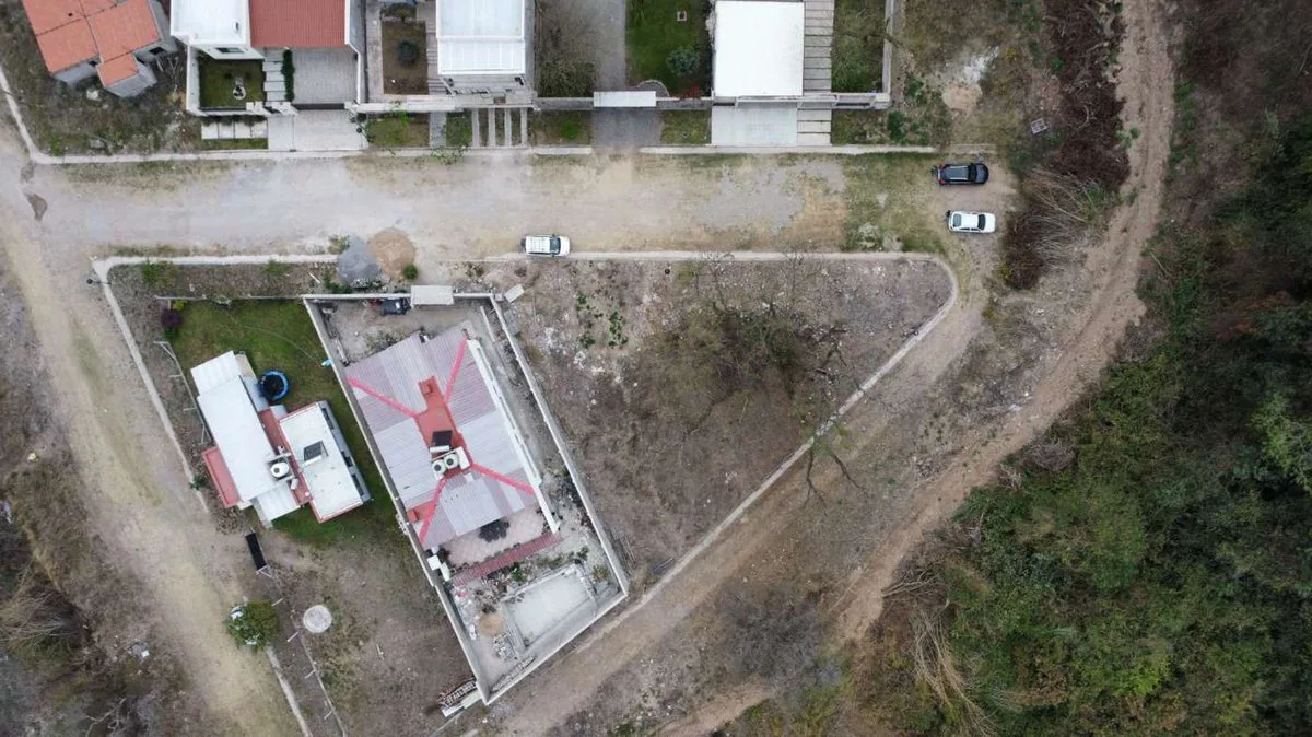 VENTA TERRENO 434,77m2 - BARRIO LAS MORAS foto 2