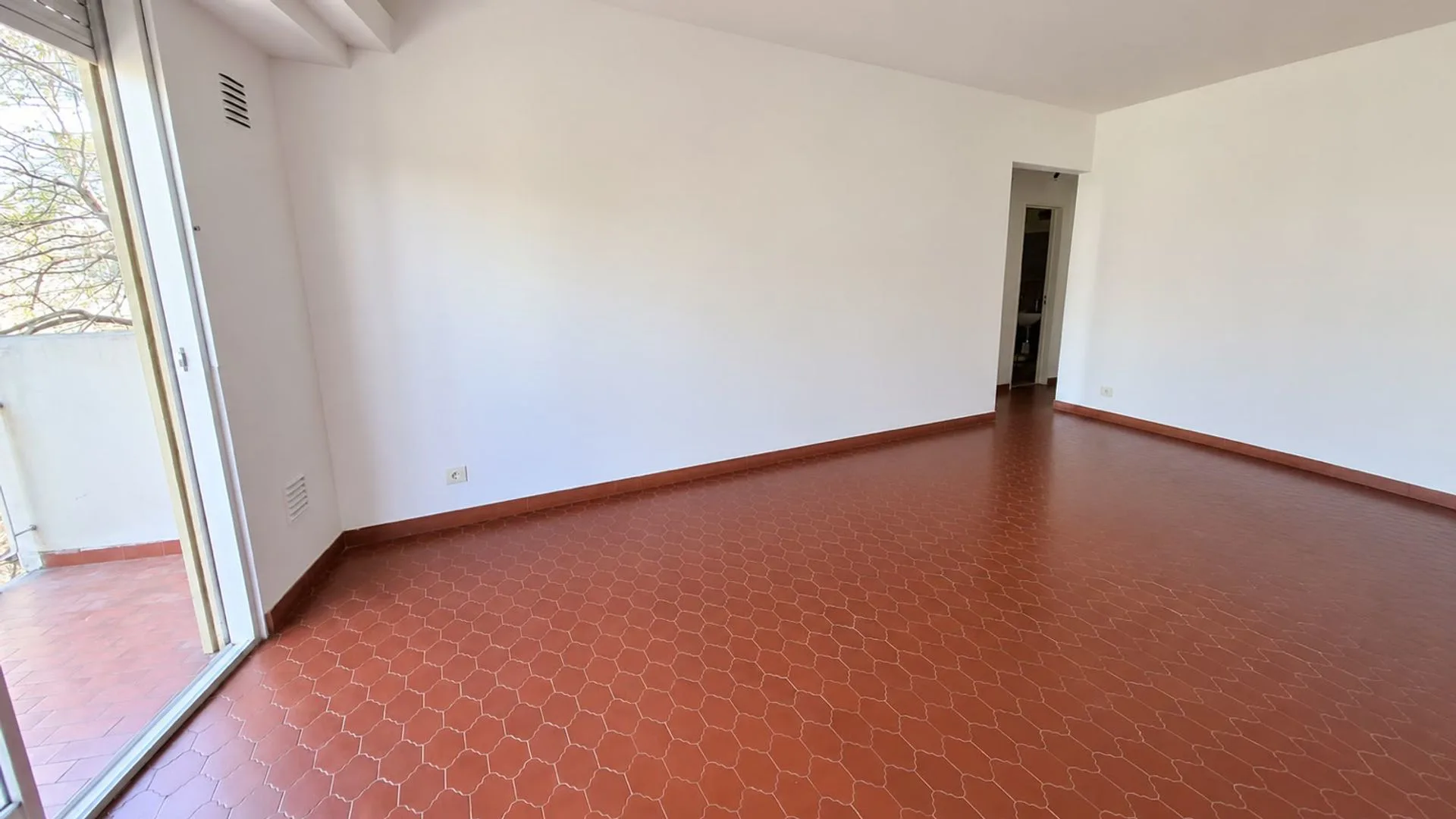 VENTA DEPTO 3 AMB. C/BALCON APTO CREDITO, FLORES foto 4