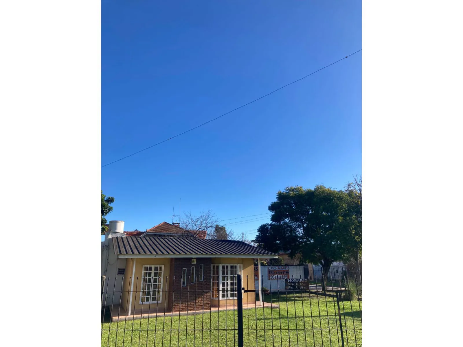 EXCELENTE ESQUINA EN VENTA !EN EL CRUCE DE FLORENCIO VARELA foto 2